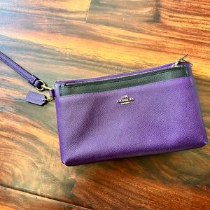 Coach Embossed Wristlet with Pop-out pouch. 💜